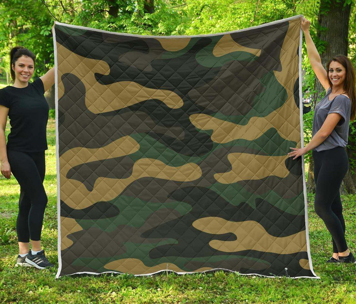 Black And Green Camouflage Hur Quilt