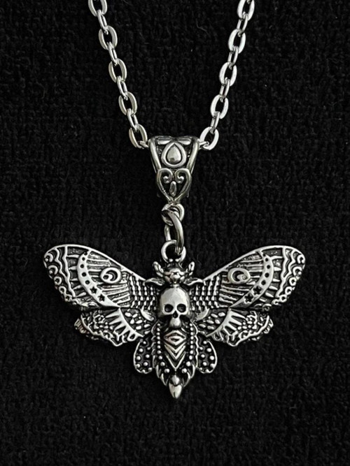 Necklace Skull Gothic Butterfly