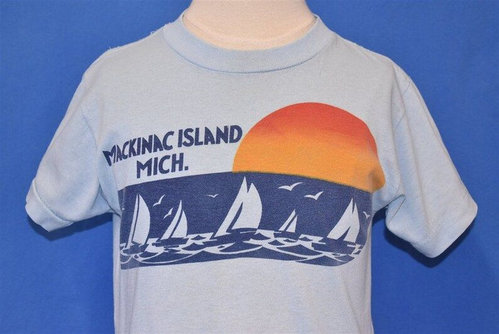 80s Mackinac Island Michigan Sunset Sailboats Tourist t shirt Youth Medium
