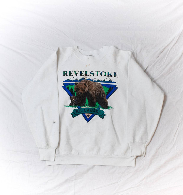 Fruit Of The Loom Made In Usa Vintage Vintage 1990s Revelstoke Tourists Crewneck