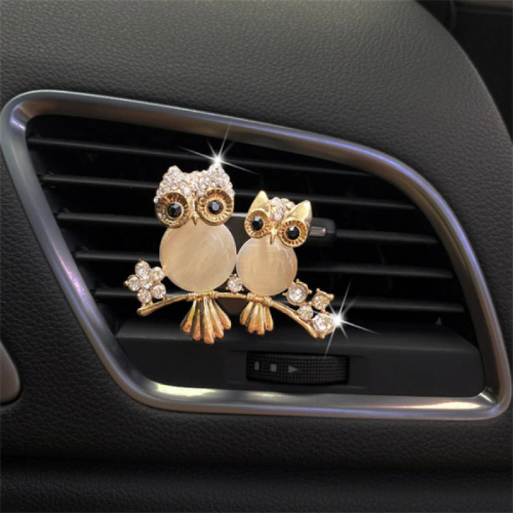 Car perfume seat car air conditioner air outlet perfume clip car interior accessories jewelry owl deodorization air freshener