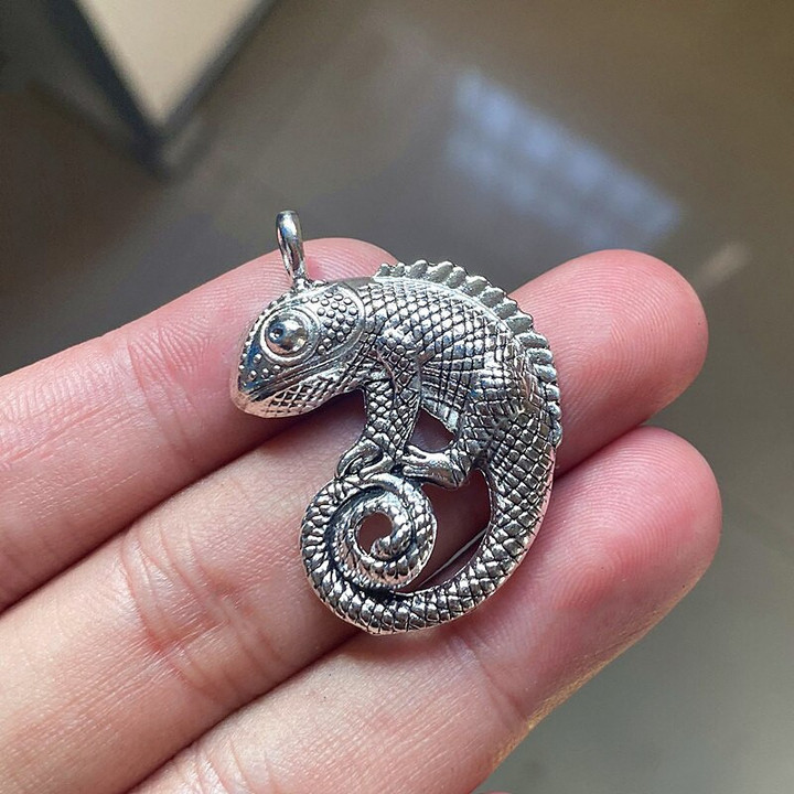 Lizard Pendants Necklace