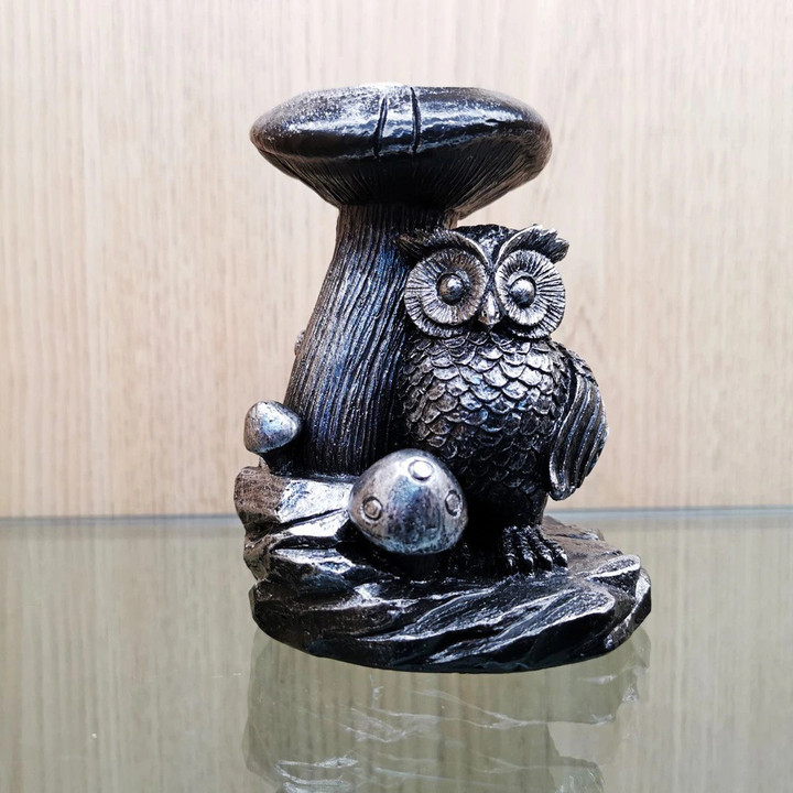 Owl Mushroom statue