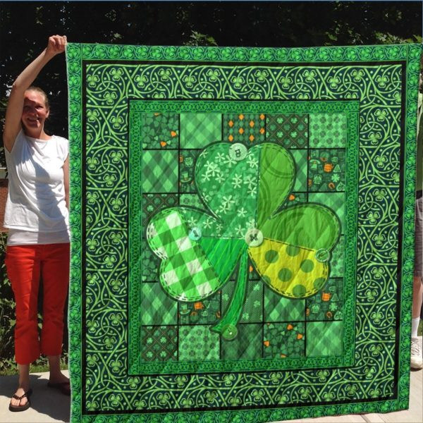 Three Leaf Lucky 3D Quilt Blanket