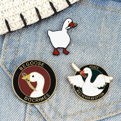 Cartoon White Goose with Knife Brooches Clothes Lapel Pins Cute Assassin Duck Round Badges Flying Animal in Wings Enamel Jewelry
