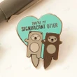 New Otters Holding Hands Significant Otter Brooch Pins Enamel Metal Badges Lapel Pin Brooches Jackets Fashion Jewelry
