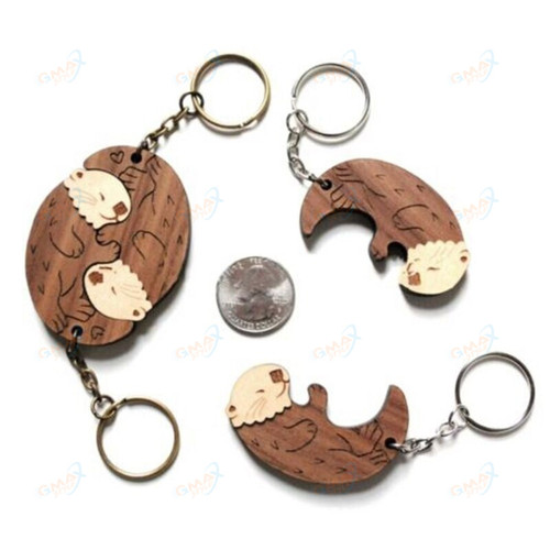 2Piece Wooden-Keychain Otters Shape Pendant Keyring Personalized Matching Puzzles Keychain Key-Tags for Backpack Luggage