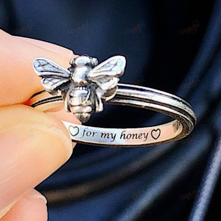 Unique Vintage Unisex Women's and Men's Carved Words Silver Color Lovely Bee Insect Alloy Ring for Party Jewelry Accessories