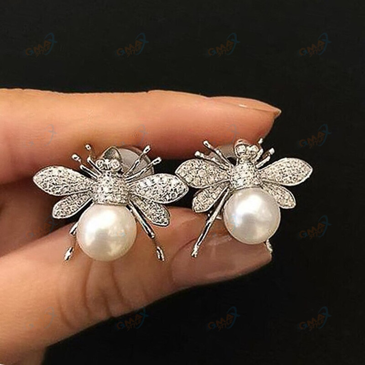 Cute Insect Bee Stud Earrings for Women Statement Engagement Wedding Jewelry Accessories