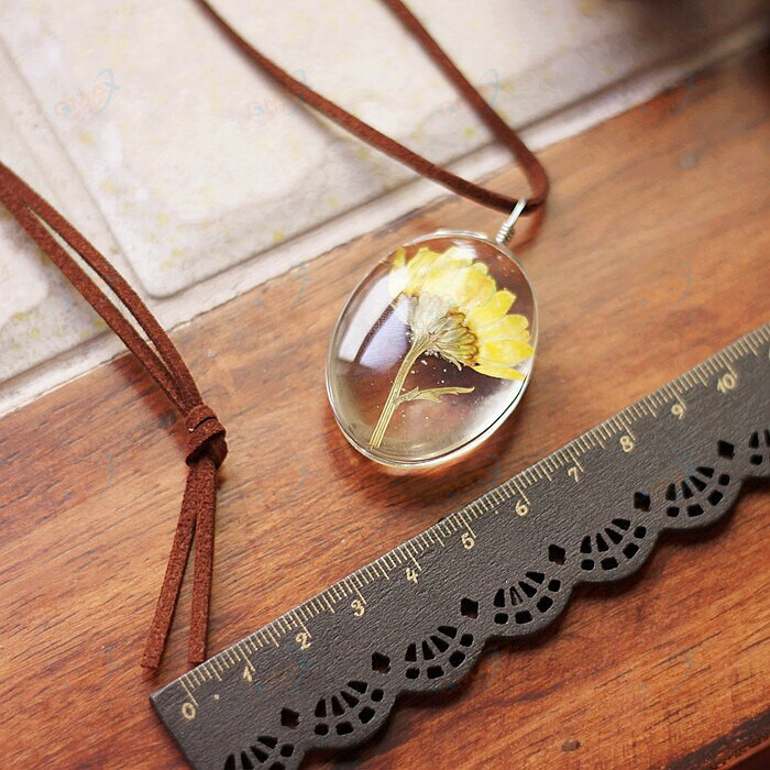 Original handmade retro double-sided sunflower immortal flower necklace pendant personality literary accessories