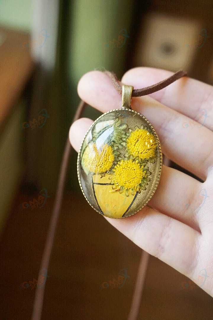 Forest wind Japanese handmade retro sunflower painting pendant real dried flower necklace personality accessories