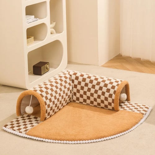 Tunnel Carpet Cat Bed