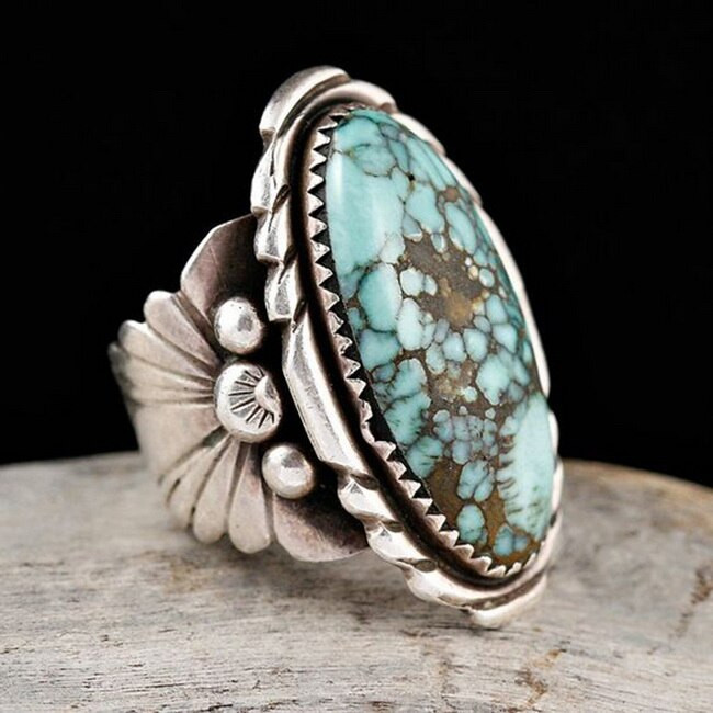 Charming Three Stone Ring Boho Vintage Blue Luxurys Finger