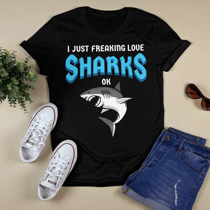 I Just Freaking Love Shark