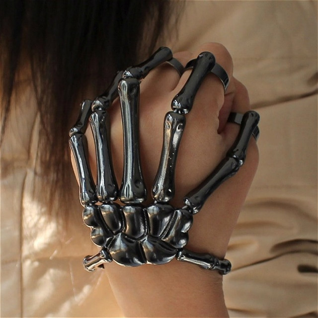 Unique Punk Skeleton Hand Bone Versatile Five Finger Ring Bracelet