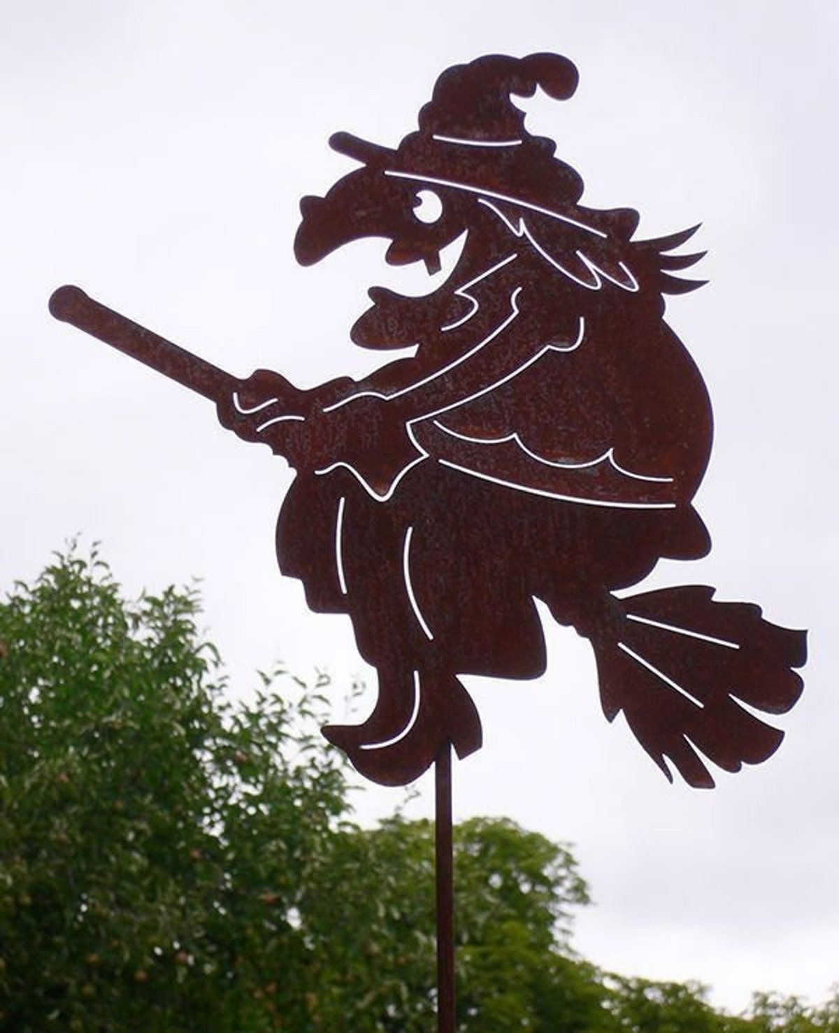 Rustic Witch Flying Broomstick Garden Stake Halloween Decoration