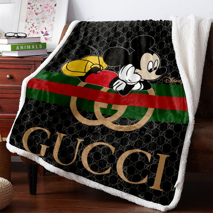 Gucci Disney Mickey Luxury Brand 10 Fleece Blanket