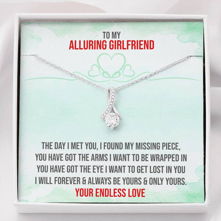 Alluring Girlfriend,Silver Love Knot,Girlfriend Jewelry,Bride Jewelry Gift,Christmas Gift Alluring Beauty Necklace