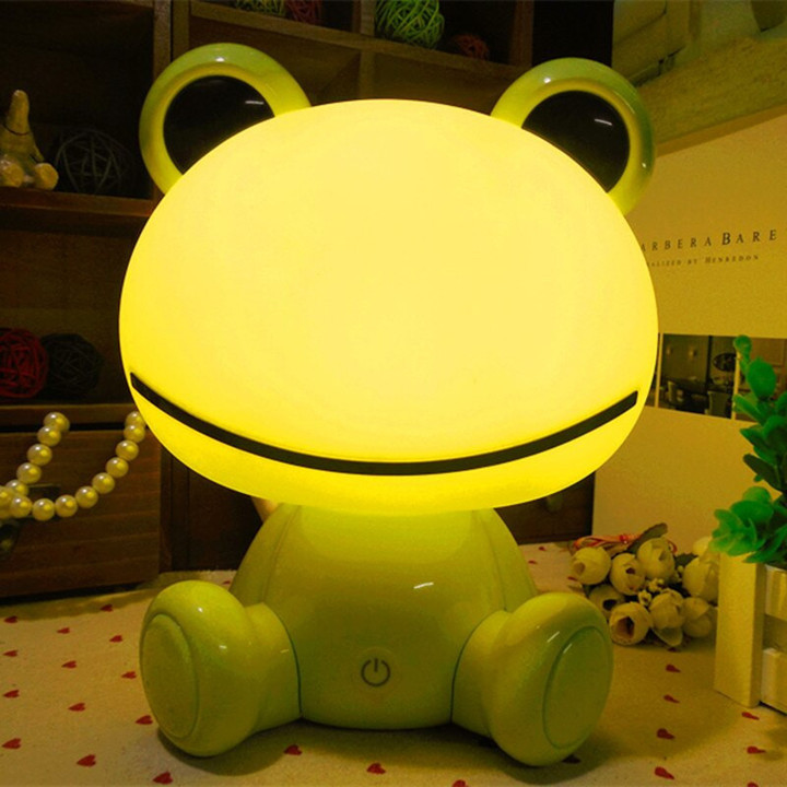Cute Frog LED Table Lamp