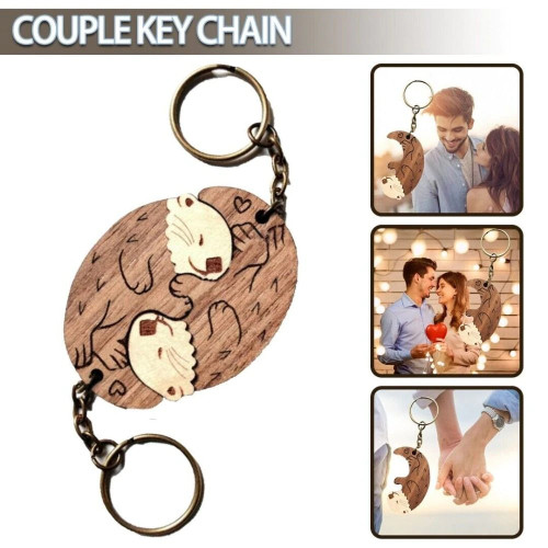 2 PCs Cute Otter Couple Wooden Matching Puzzles Key Ring