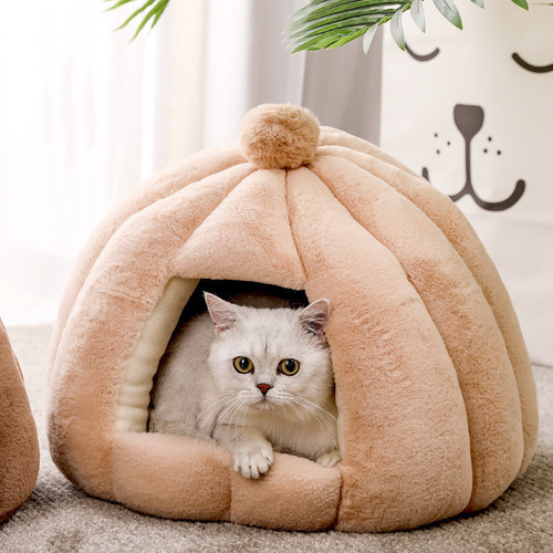 Winter Warm Cat House 1