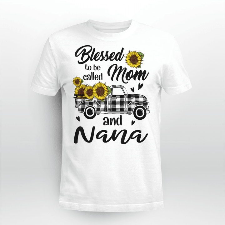 Thanksgiving T-shirt Blessed To Be Called Mom And Nana