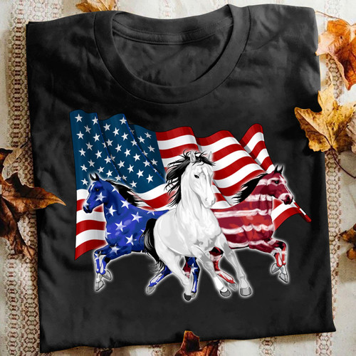 Horse Easybears™Classic T-shirt American Horse