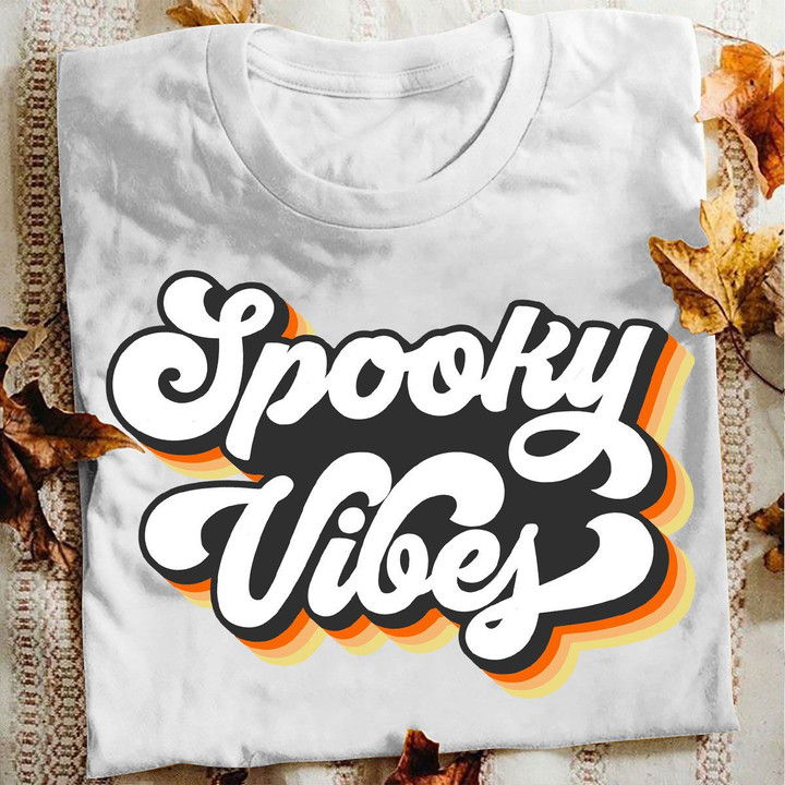 Halloween T-shirt Spooky Vibes Rainbow