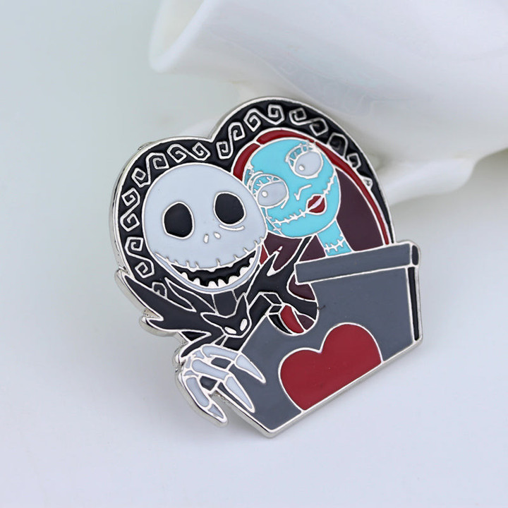 The Nightmare Before Christmas Brooch Jack and Sally