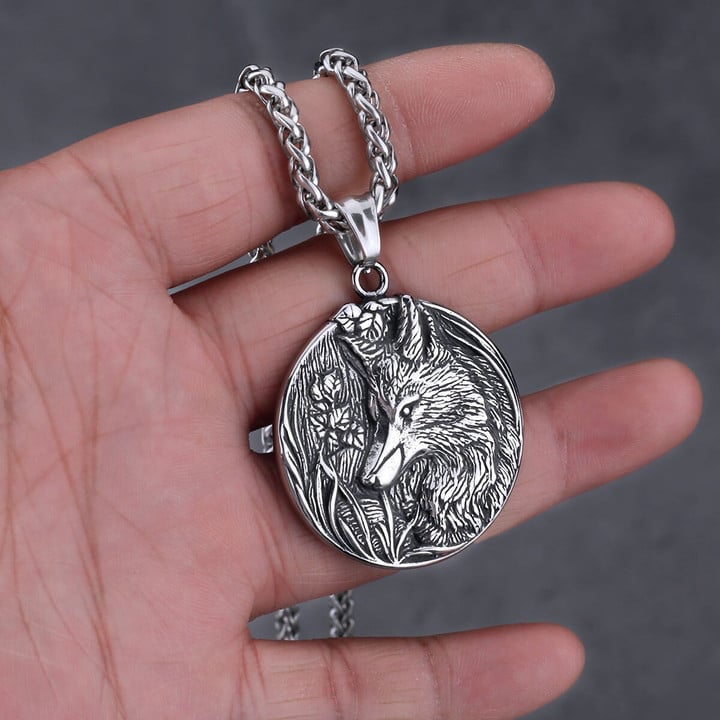 Stainless Steel Wolf Pendant Necklace Domineering Jewelry Necklace