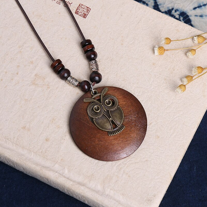 Vintage Ethnic Style Wooden Necklace Owl Leaves Beaded Pendant Choker Long Chain