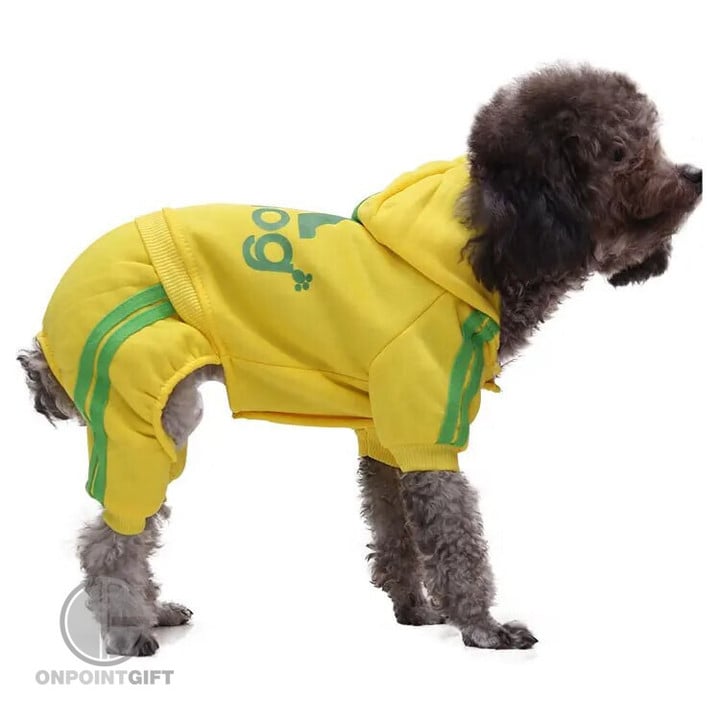  Elevate your Dachshund's style with our stylish dog jacket, perfect for small and medium breeds. Enjoy free shipping on this trendy sweatshirt to keep your furry friend cozy and fashionable all year round. Shop now for the perfect pet clothing solution!