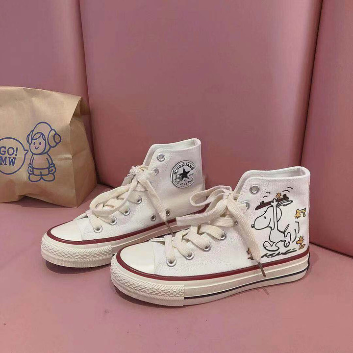 Snoopy High-Top Canvas Shoes Anime Cartoon Ins Students Travel Sports Shoes Kawaii Girls All-Match Casual Shoes Sneakers Gifts