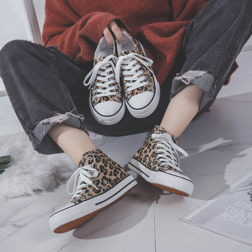 New Leopard Print High Top Canvas Shoes Harajuku Sneakers Fashion New Lace-up All-match Flat Shoes Women Classic Streetwear