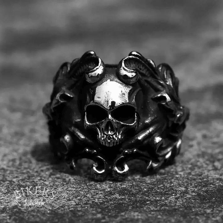 Calvarium Skull Devil Ring