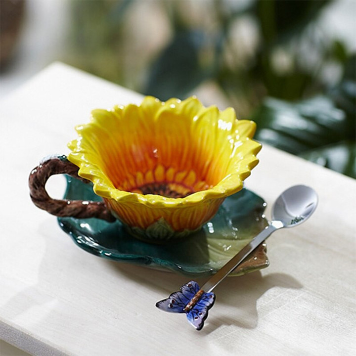 3D Handmade and Hand-painted Sunflower and Leaf Design Tea Mug