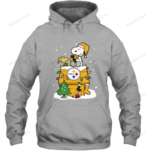 A Happy Christmas With Pitburg Steelers Snoopy Hoodie - Graphite Heather