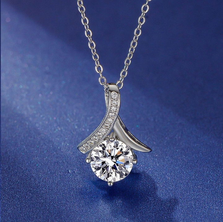 This the discount for you : fashion trend new exquisite 925 silver pendant, Morsan diamond pendant diamond party wedding jewelry gifts