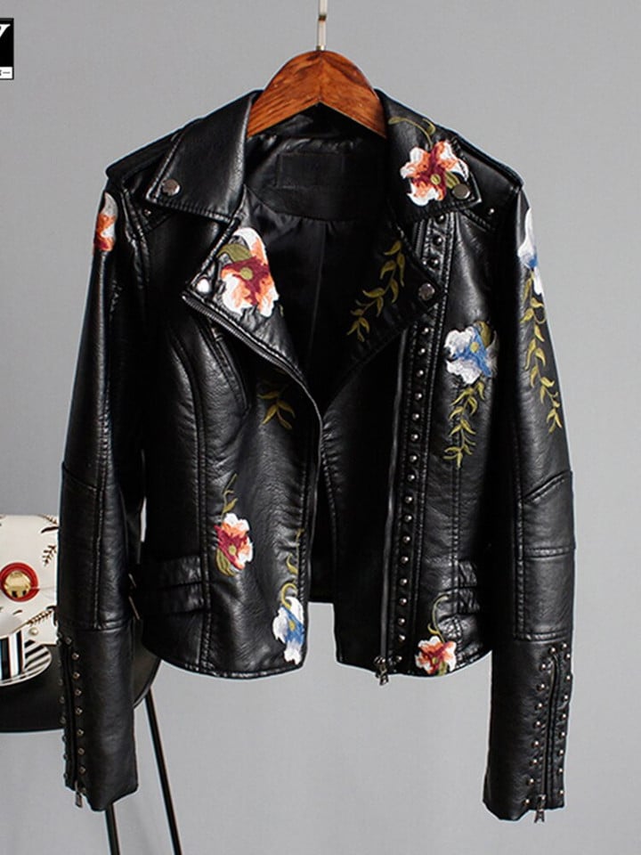 This discount is for you : WOMEN'S LEATHER JACKET