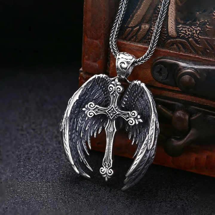 This discount is for you : Collier pendentif croix ailes d'ange en argent sterling