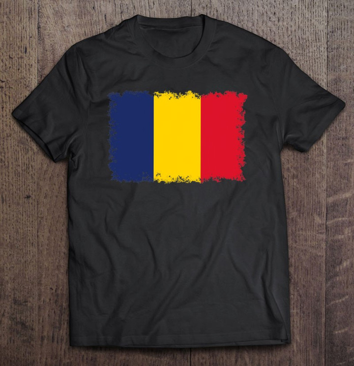 chad-flag-with-torn-edges-t-shirt