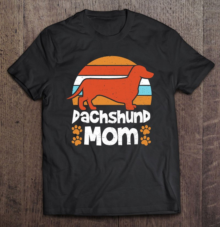 mom-dachshund-mom-dogs-t-shirt