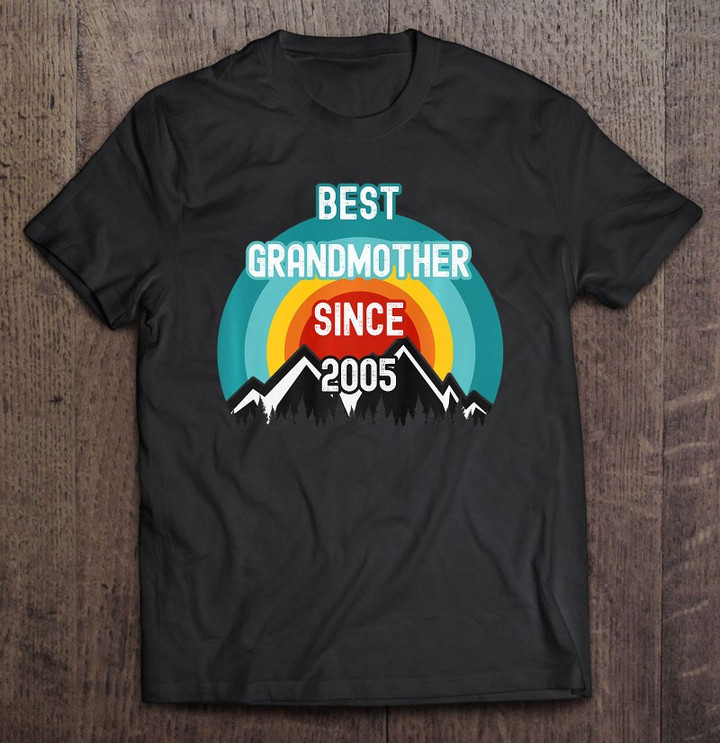 gift-for-grandmother-best-grandmother-since-2005-ver2-t-shirt