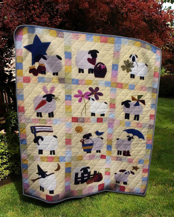 12-months-of-sheep-holidays-td1511299-quilt-blanket