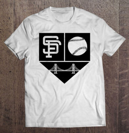 san-francisco-baseball-skyline-retro-game-day-giant-gift-t-shirt