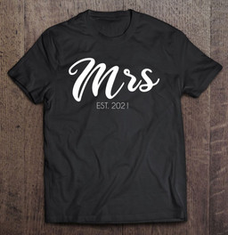 wedding-matching-gifts-mrs-est-2021-bridal-gift-bride-t-shirt