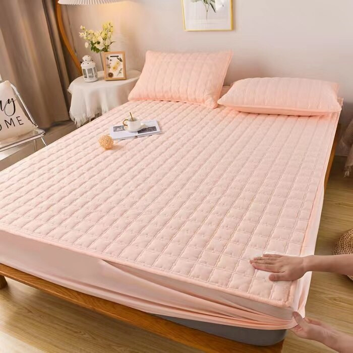 Super Waterproof Quilted Mattress Cover Single Queen Raw Cotton Anti-wetting Quilting Bed Fitted Sheet Not Included Pillowcase