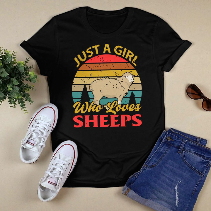 Just A Girl Who Loves Sheep Pullover Hoodie