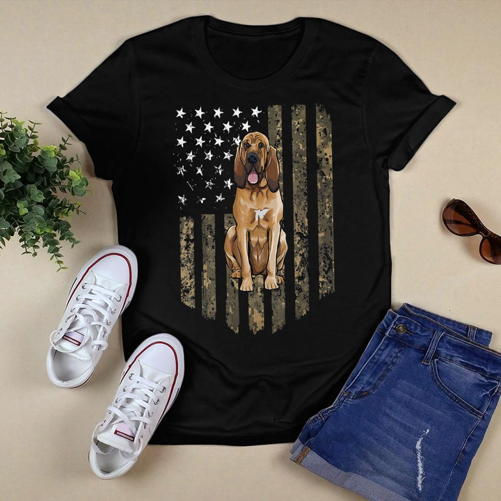 Womens Camo American Flag Bloodhound 4th Of July USA V-Neck T-Shirt
