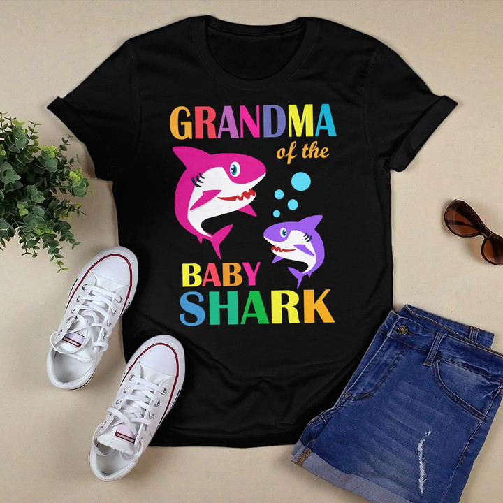 Grandma Of The Baby Birthday Shark Grandma Shark T-Shirt